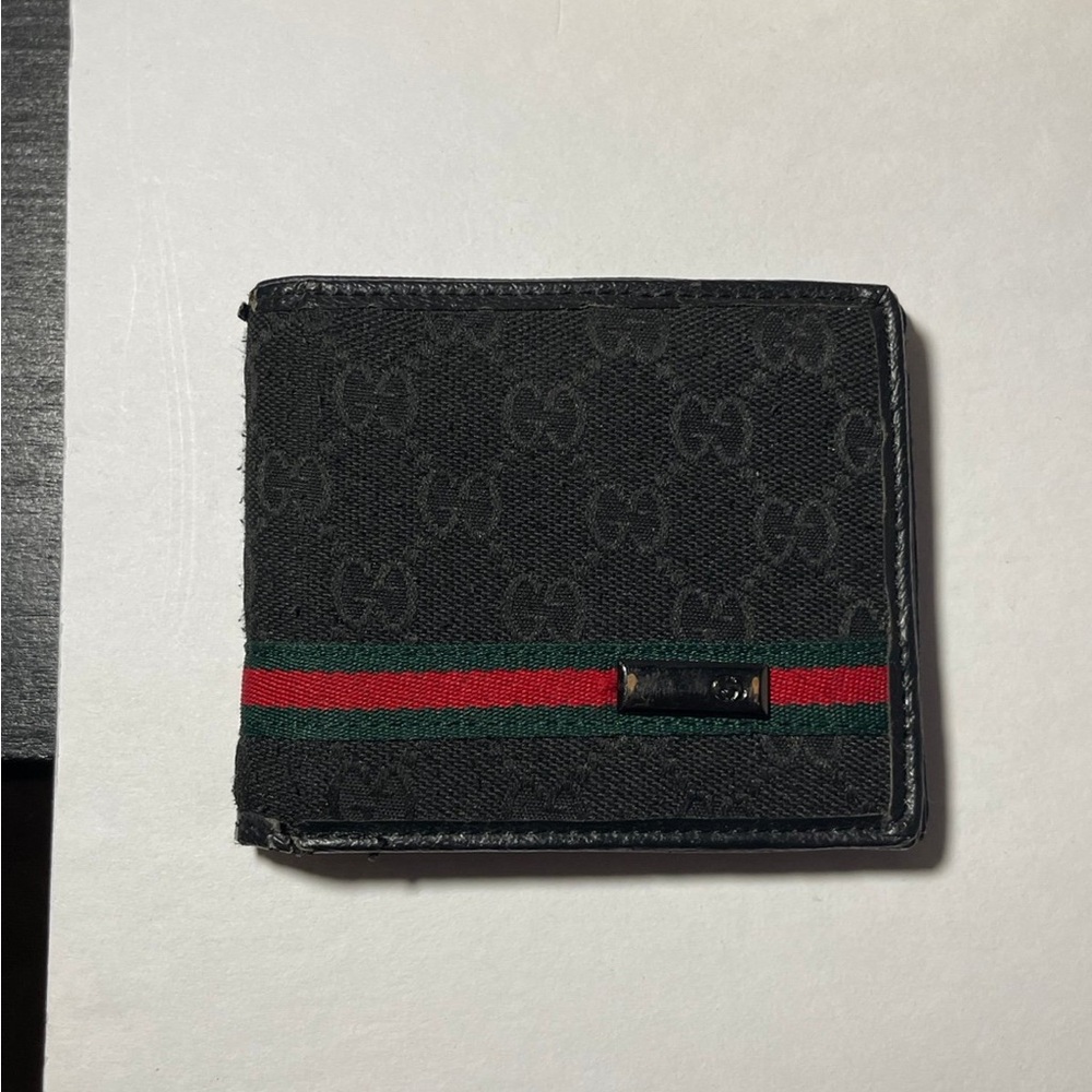 Gucci wallet